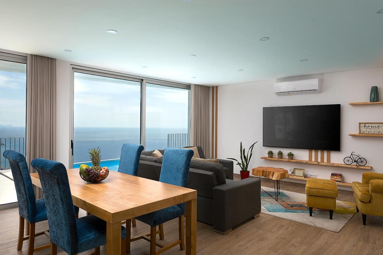 Peak A Boo Private Heated Pool And Private Parking Villa Camara de Lobos Luaran gambar