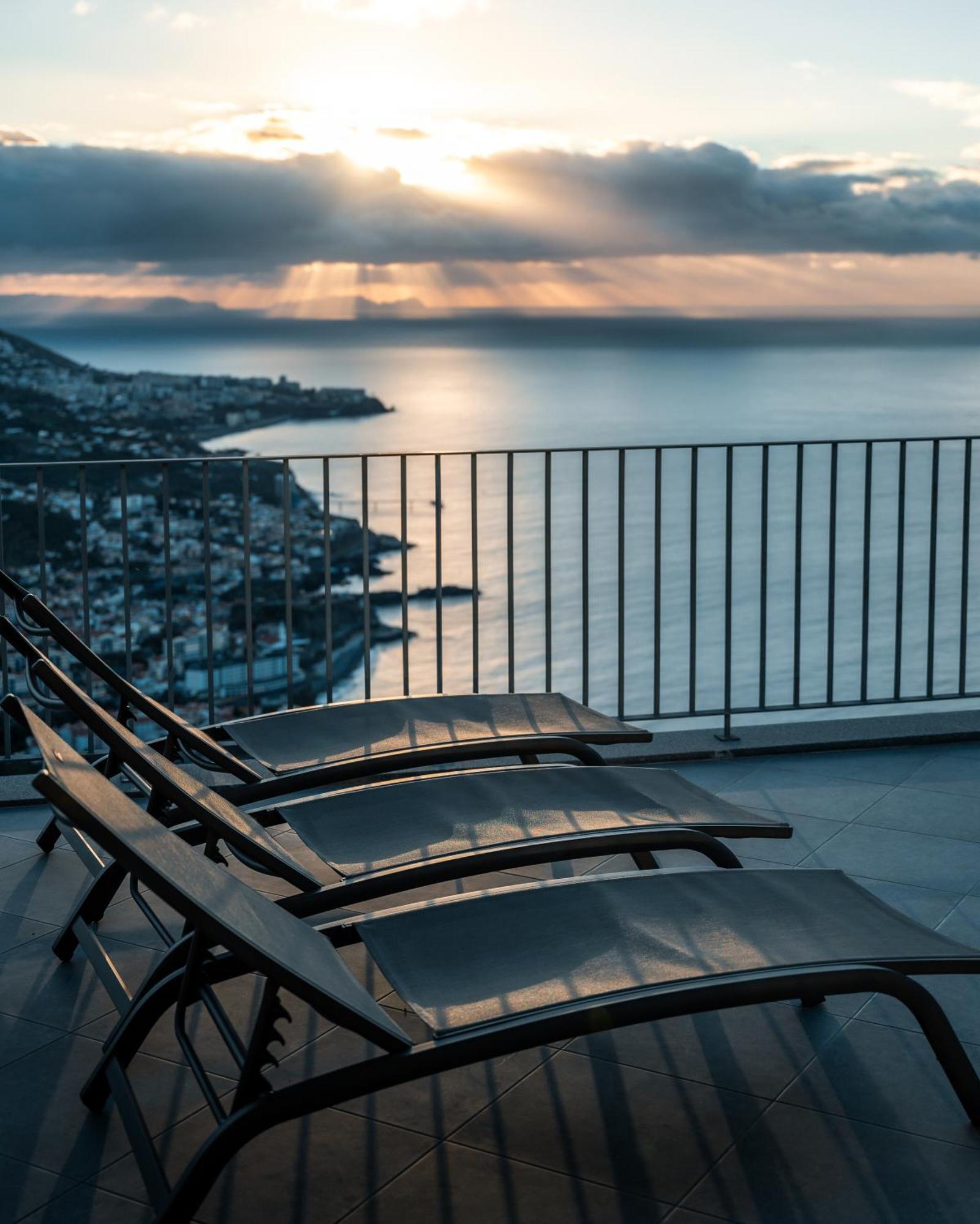 Peak A Boo Private Heated Pool And Private Parking Villa Camara de Lobos Luaran gambar